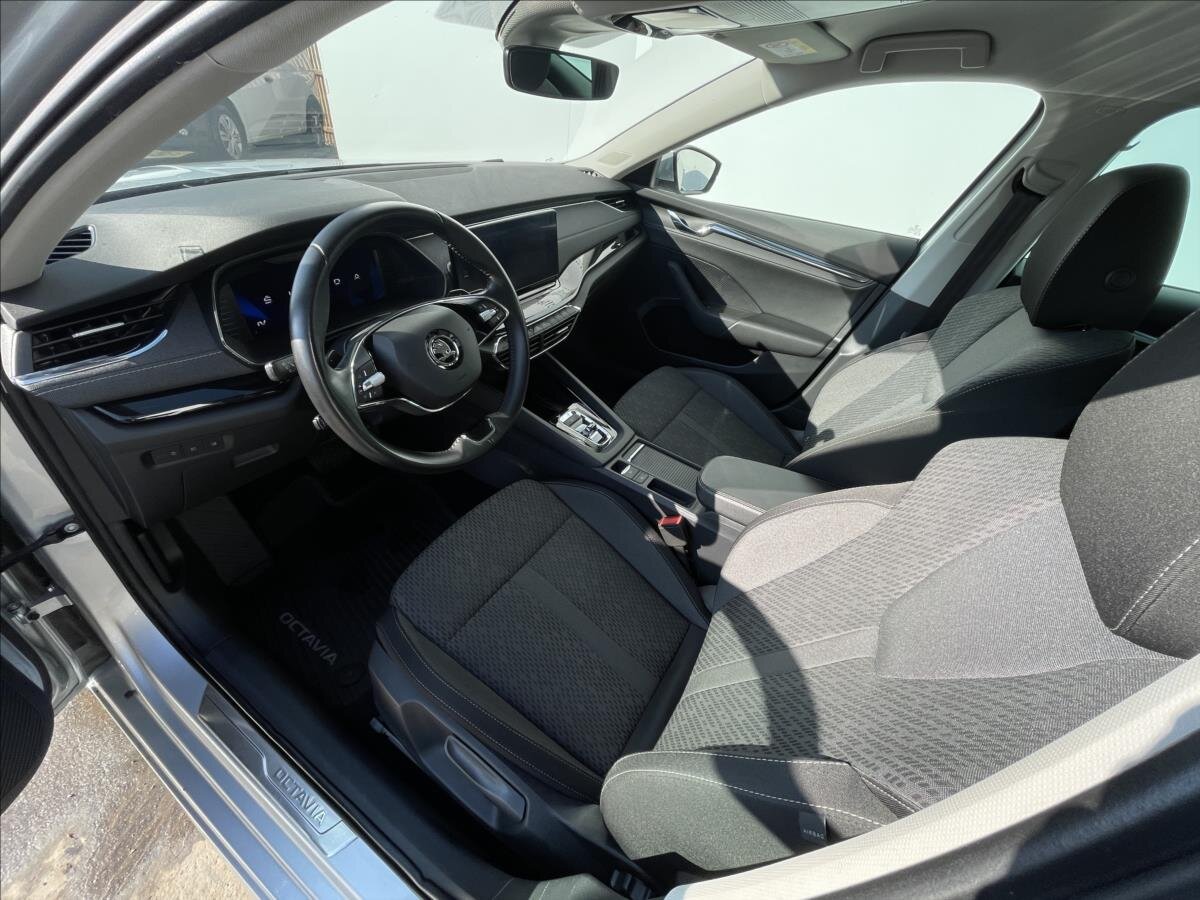 Škoda Octavia Kombi 1,4 l 150 kw