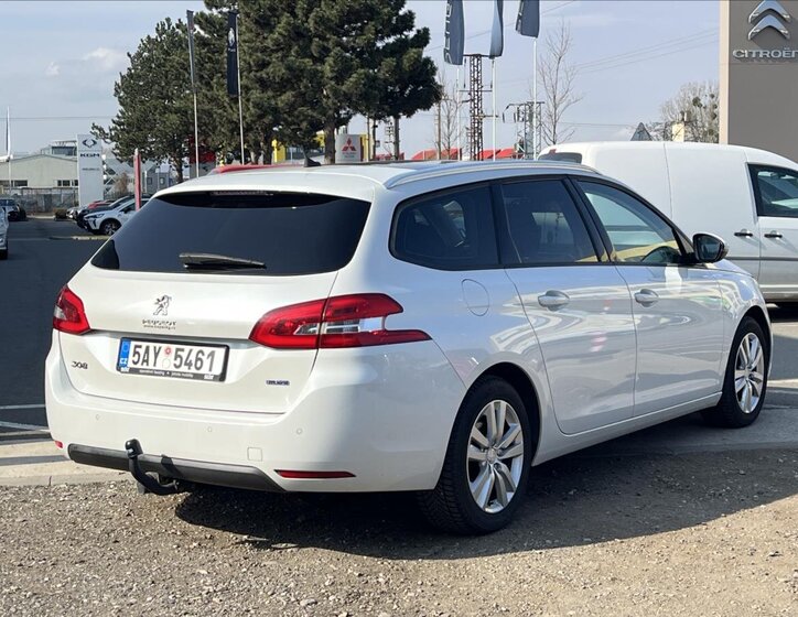 Peugeot 308 Kombi 1,6 l 88 kw
