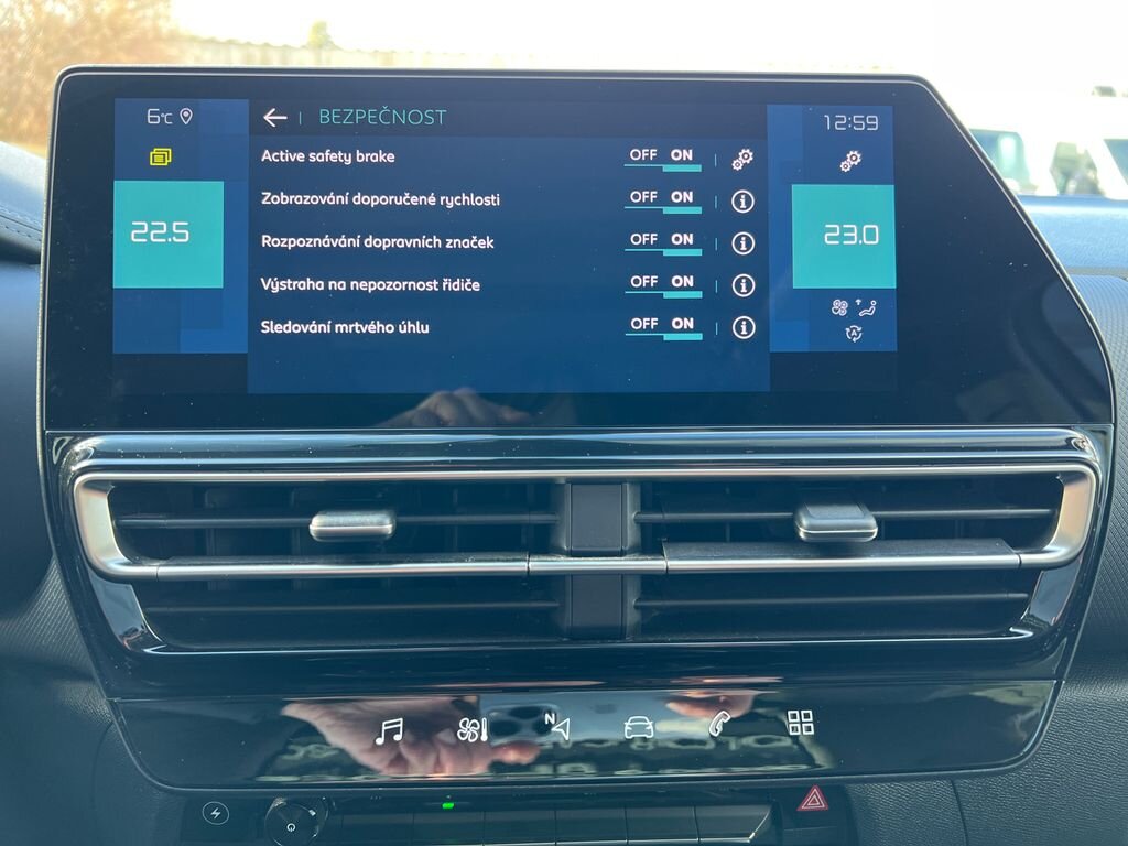 Citroën C5 Aircross SUV 1,6 l 133 kw