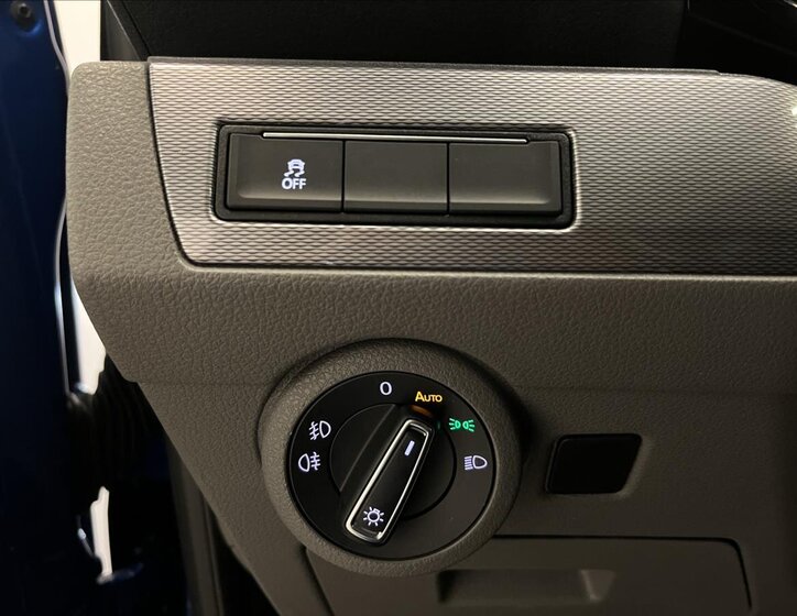 Volkswagen Caravelle Kombi 2,0 l 110 kw