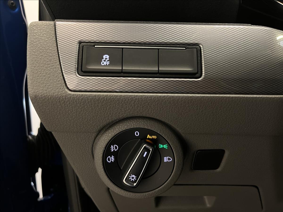 Volkswagen Caravelle Kombi 2,0 l 110 kw