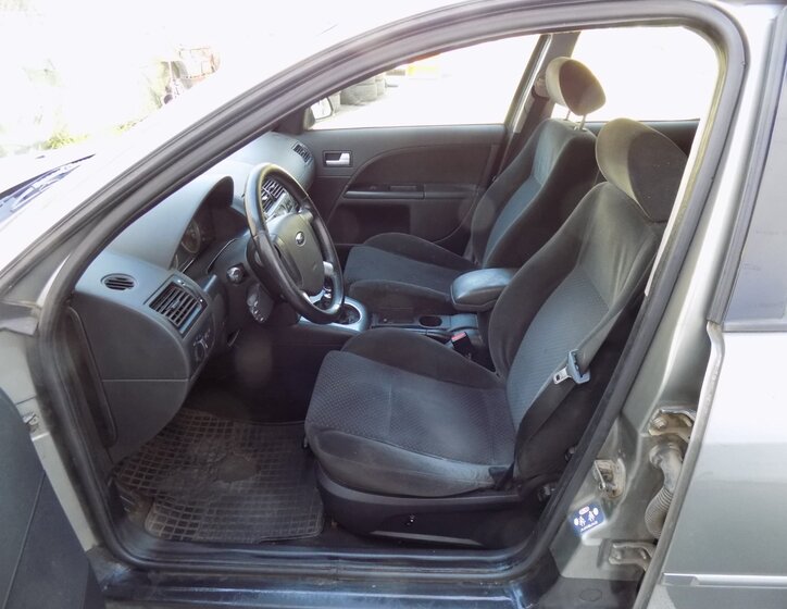Ford Mondeo Kombi 2,0 l 107 kw