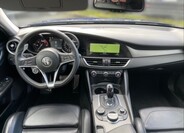 Alfa Romeo Giulia 9