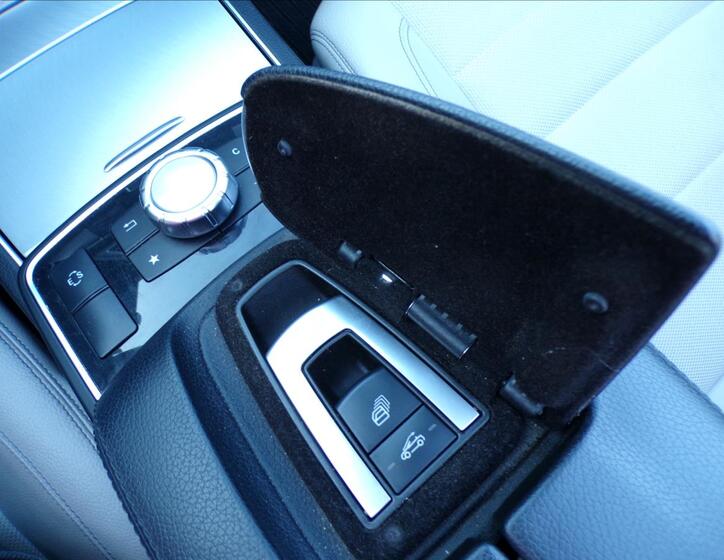 Mercedes-Benz Třídy E 11