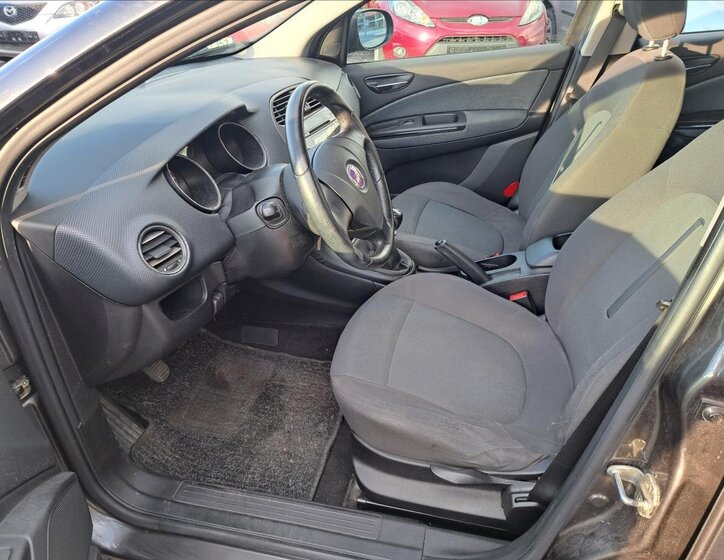 Fiat Bravo Hatchback 1,6 l 77 kw