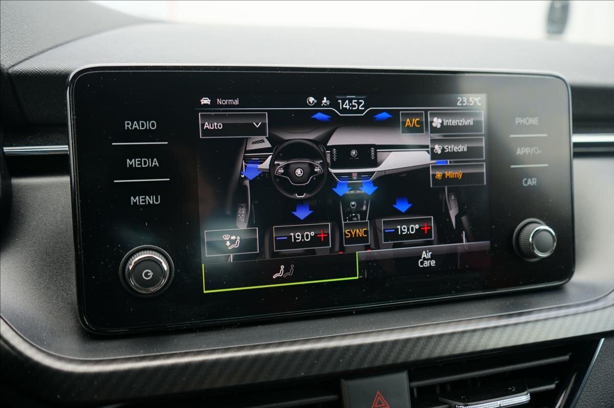 Škoda Scala Hatchback 999,0 81 kw