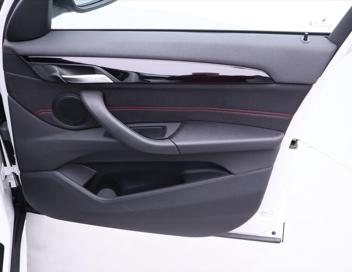 BMW X1 SUV 2,0 l 140 kw