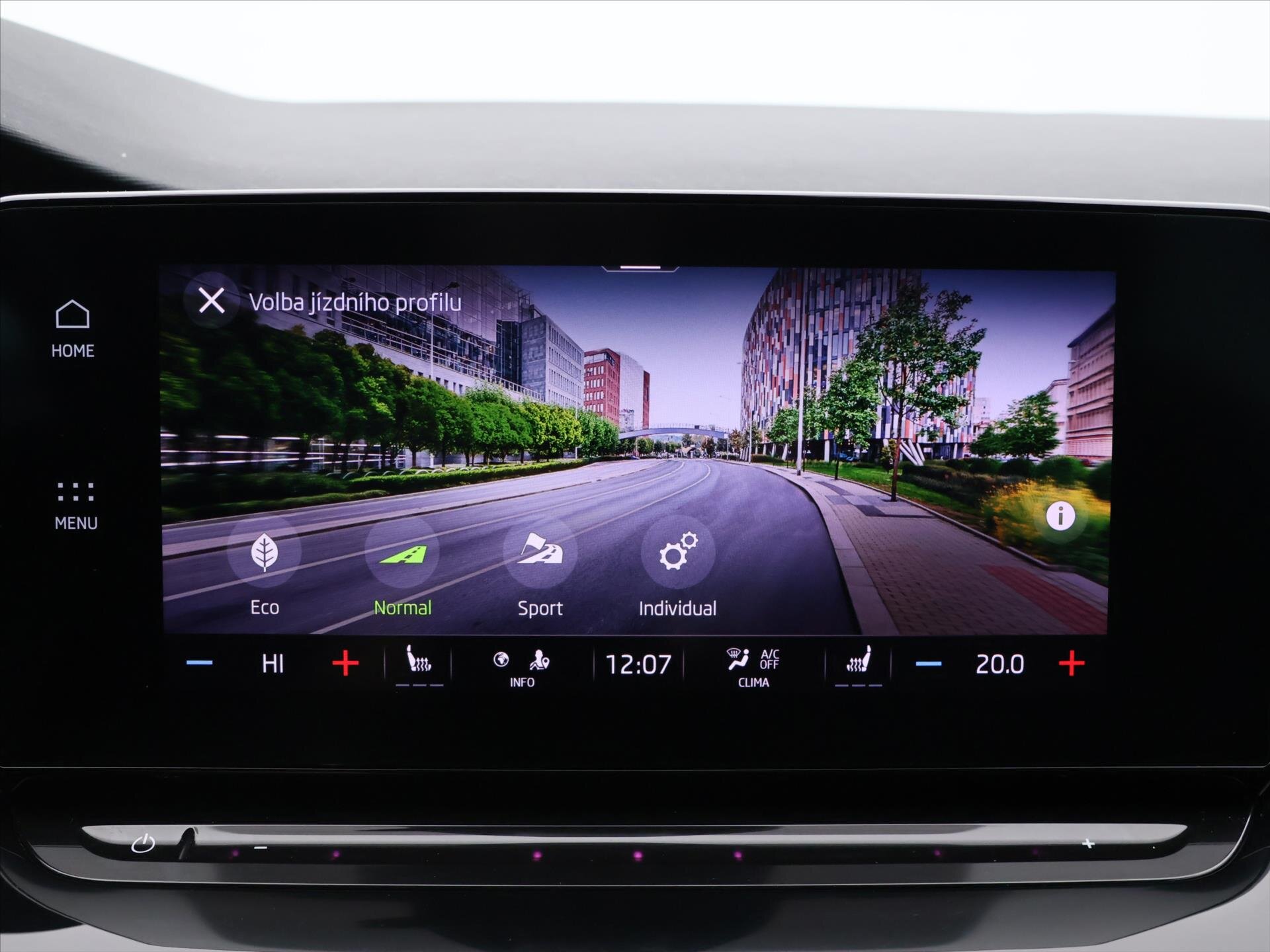 Škoda Octavia Liftback 2,0 l 85 kw