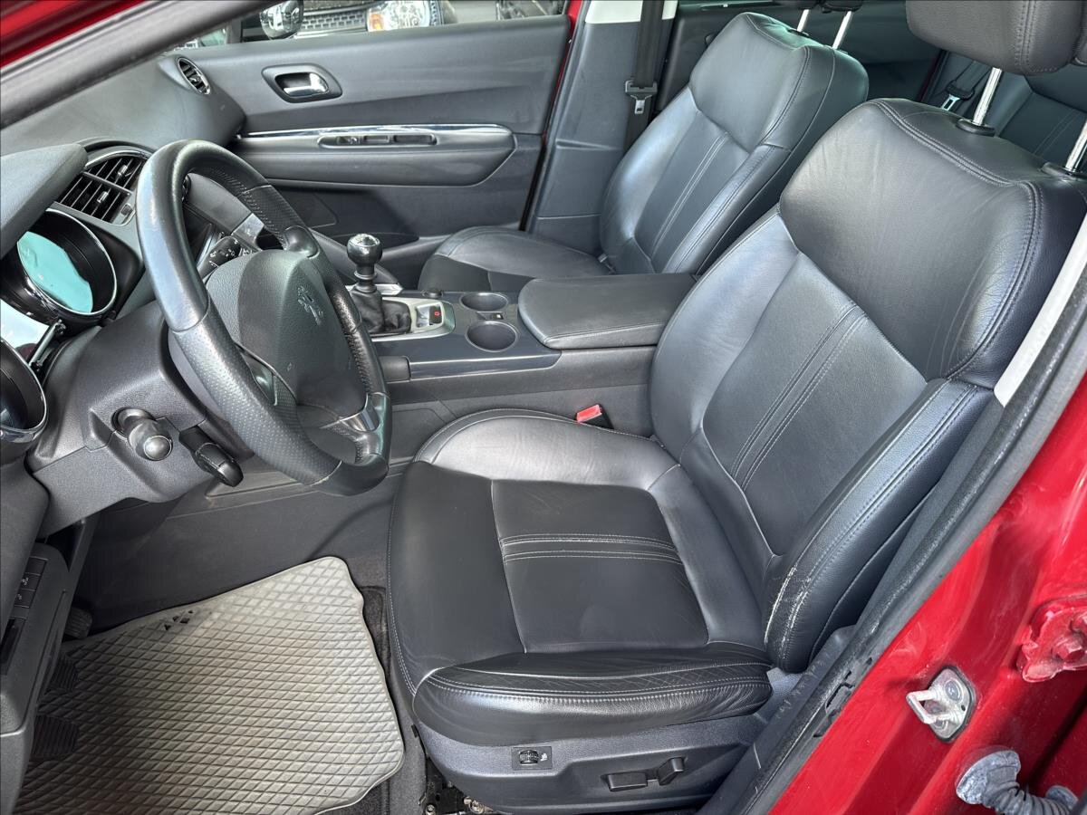 Peugeot 3008 MPV 1,6 l 115 kw