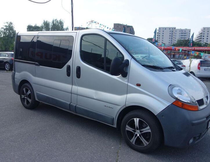 Opel Vivaro 12