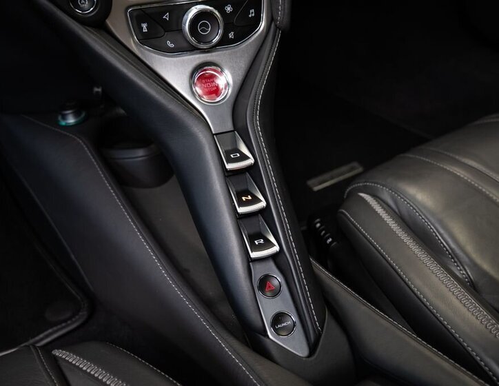 McLaren 720S Kupé 4,0 l 530 kw