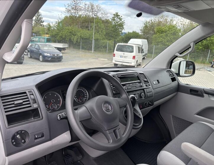 Volkswagen Transporter Skříň 2,0 l 84 kw