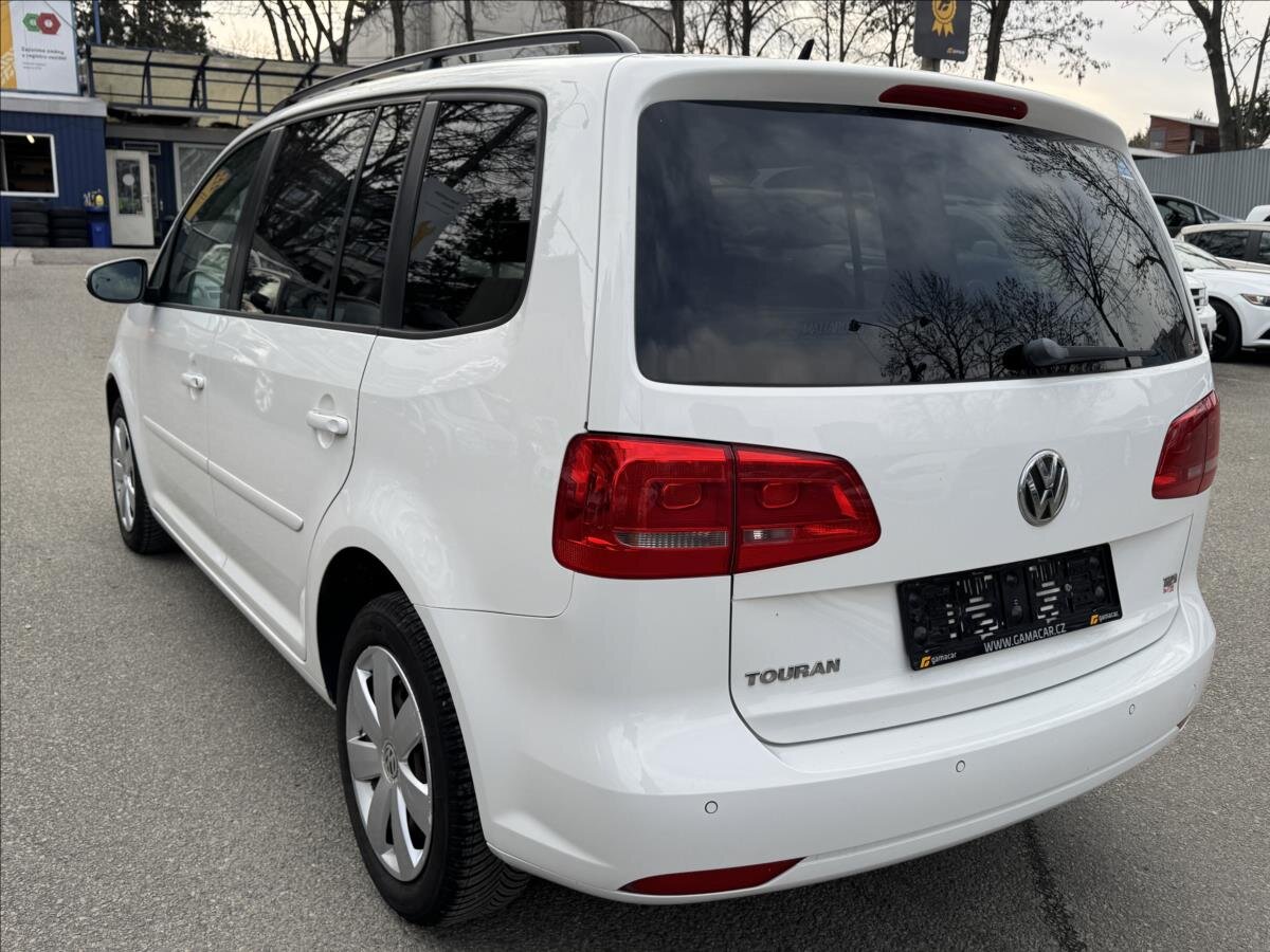 Volkswagen Touran MPV 1,6 l 77 kw