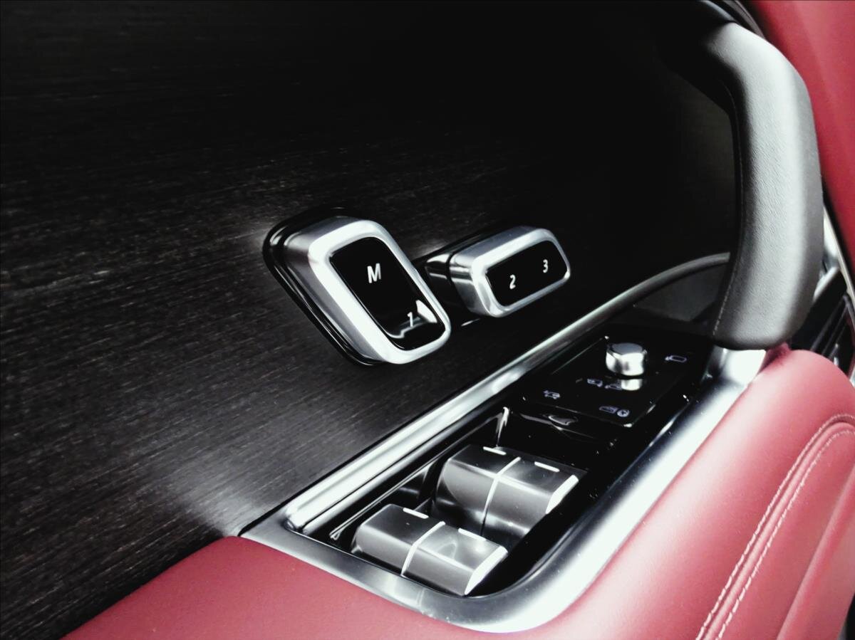 Land Rover Range Rover SUV / Terénní 3,0 l 258 kw