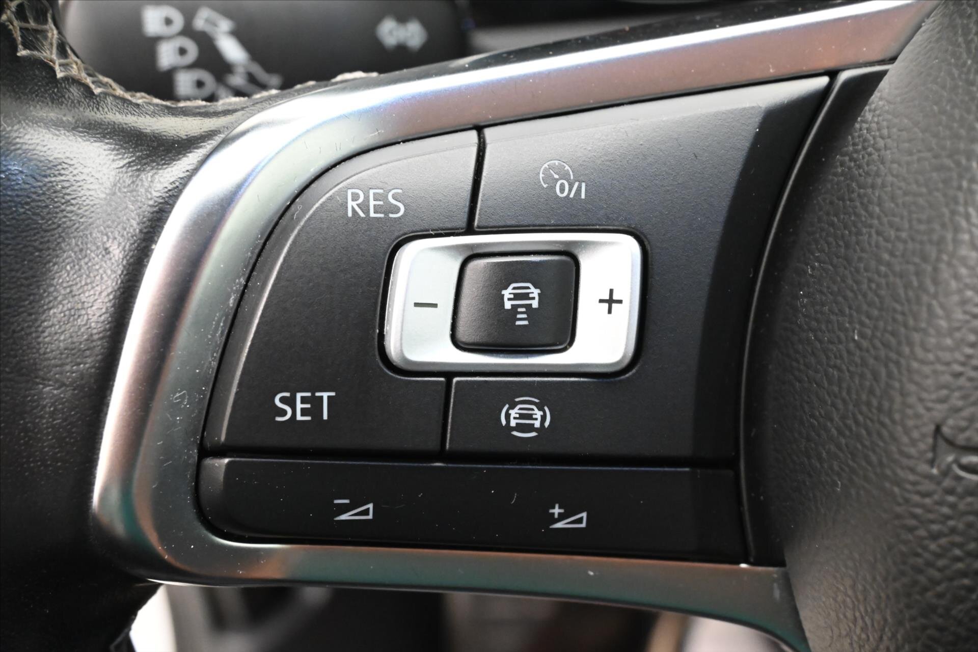 Volkswagen Passat Kombi 1,5 l 110 kw