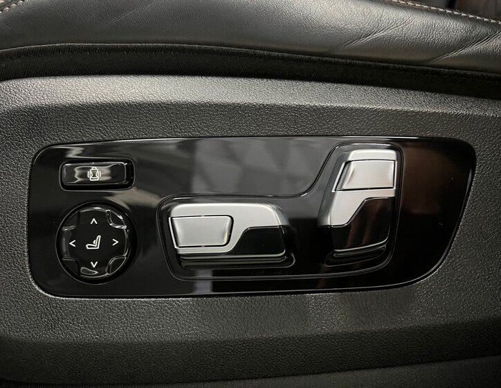 BMW X5 SUV 3,0 l 294 kw