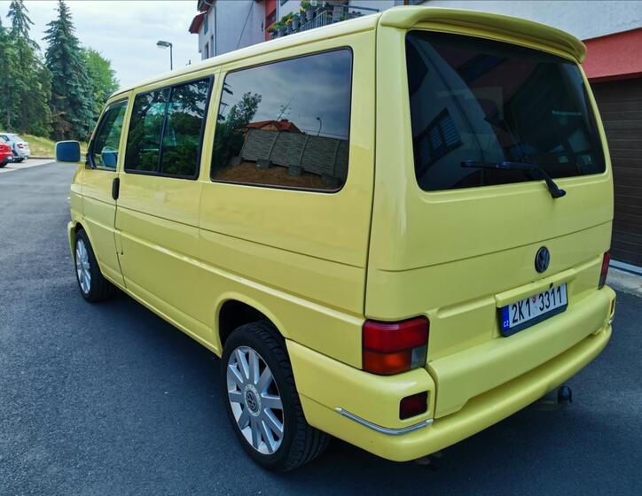 Volkswagen Multivan 9