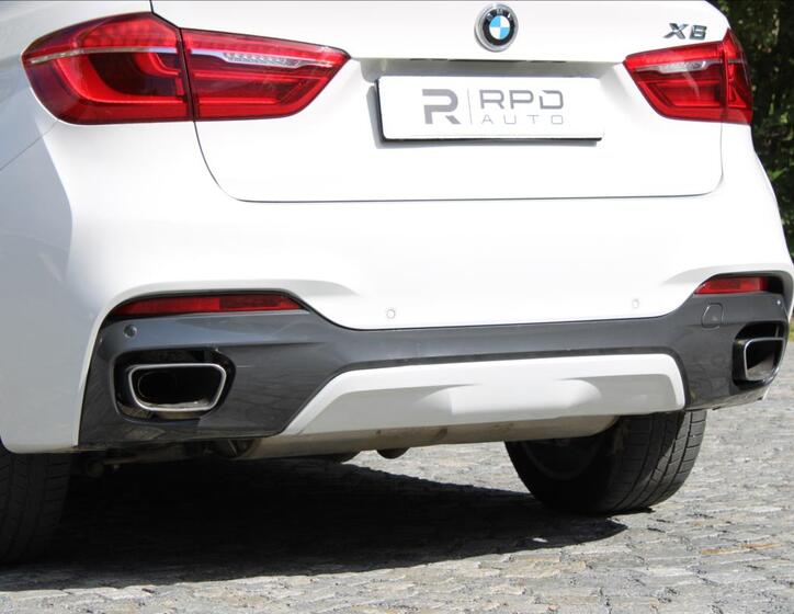 BMW X6 40