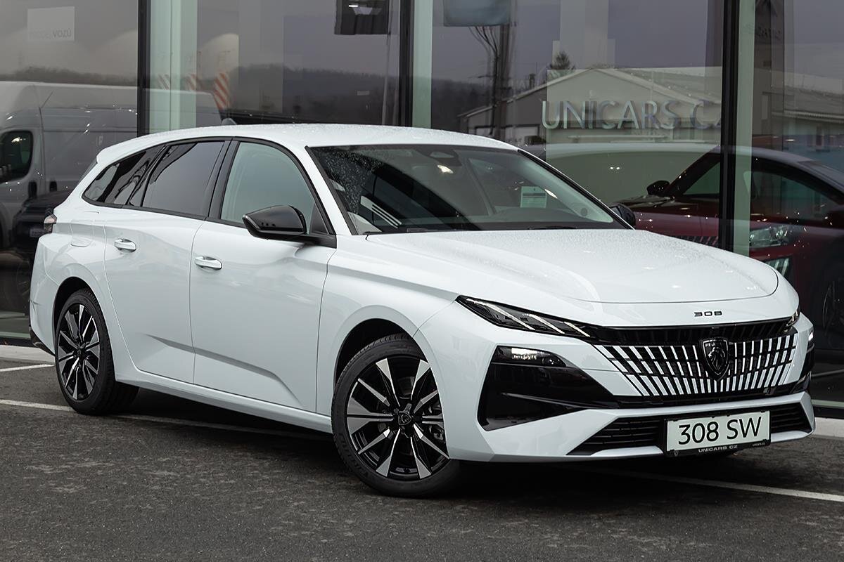 Peugeot 308 Kombi 1,2 l 107 kw