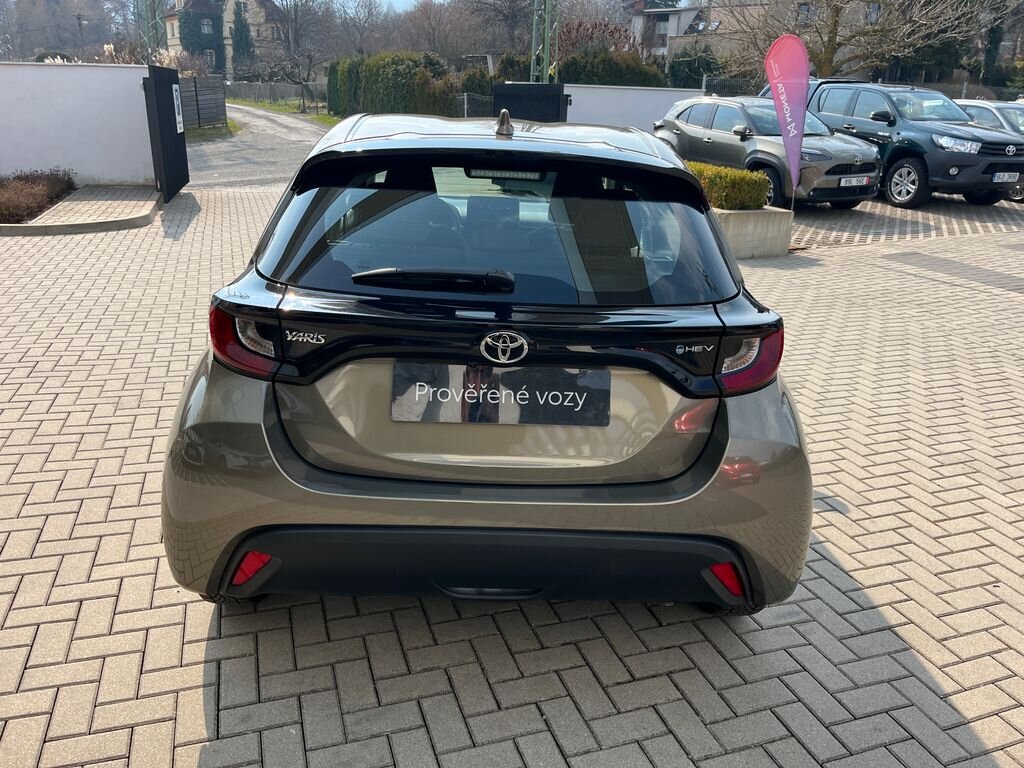 Toyota Yaris Hatchback 1,5 l 68 kw