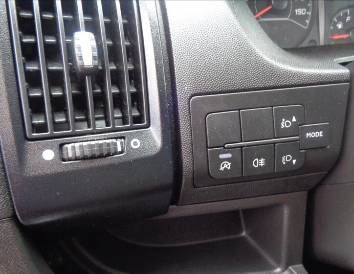 Peugeot Boxer Ostatní 2,2 l 121 kw