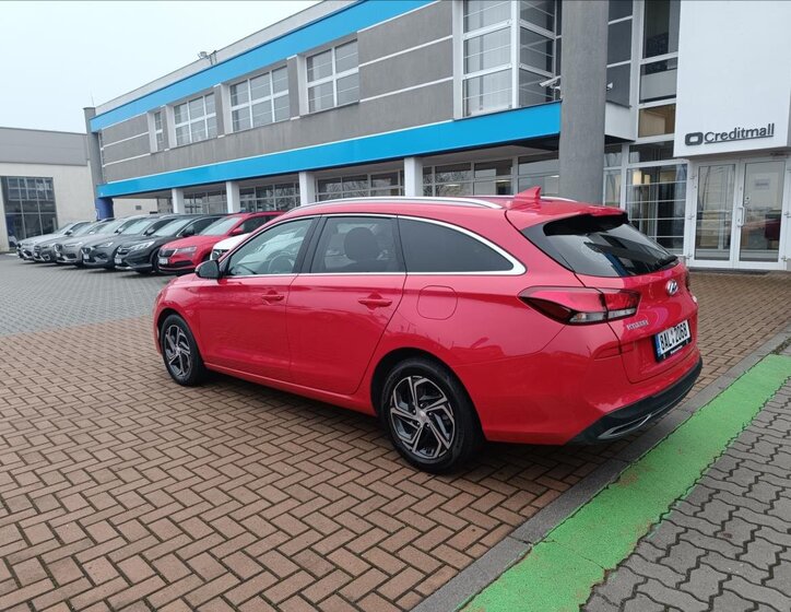 Hyundai i30 Kombi 998,0 88 kw