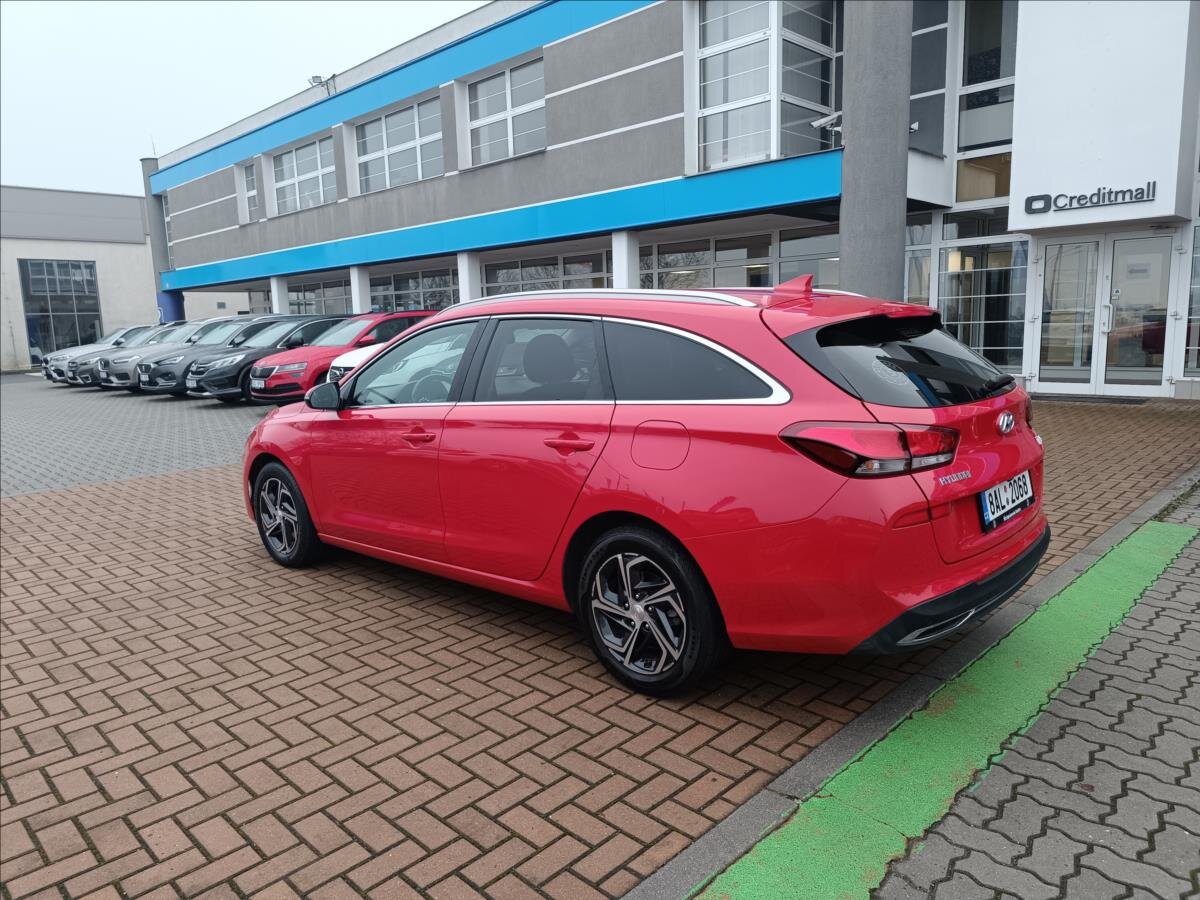 Hyundai i30 Kombi 998,0 88 kw