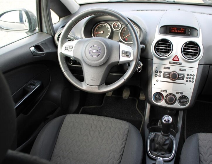 Opel Corsa Hatchback 1,4 l 64 kw