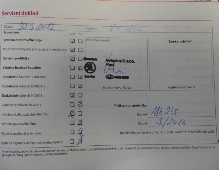 Škoda Octavia Sedan / Limuzína 1,6 l 85 kw