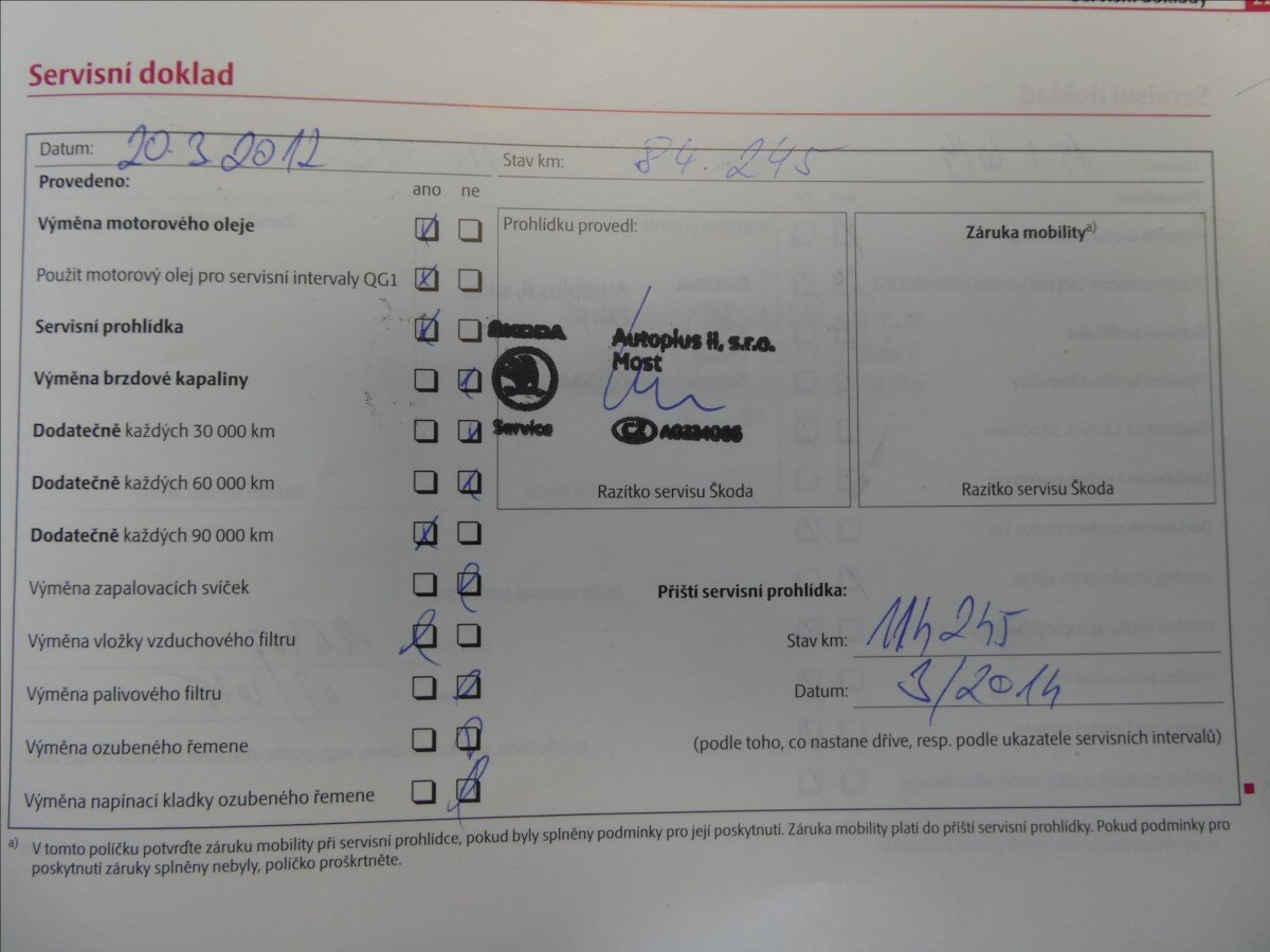 Škoda Octavia Sedan / Limuzína 1,6 l 85 kw