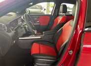 Mercedes-Benz GLA 10