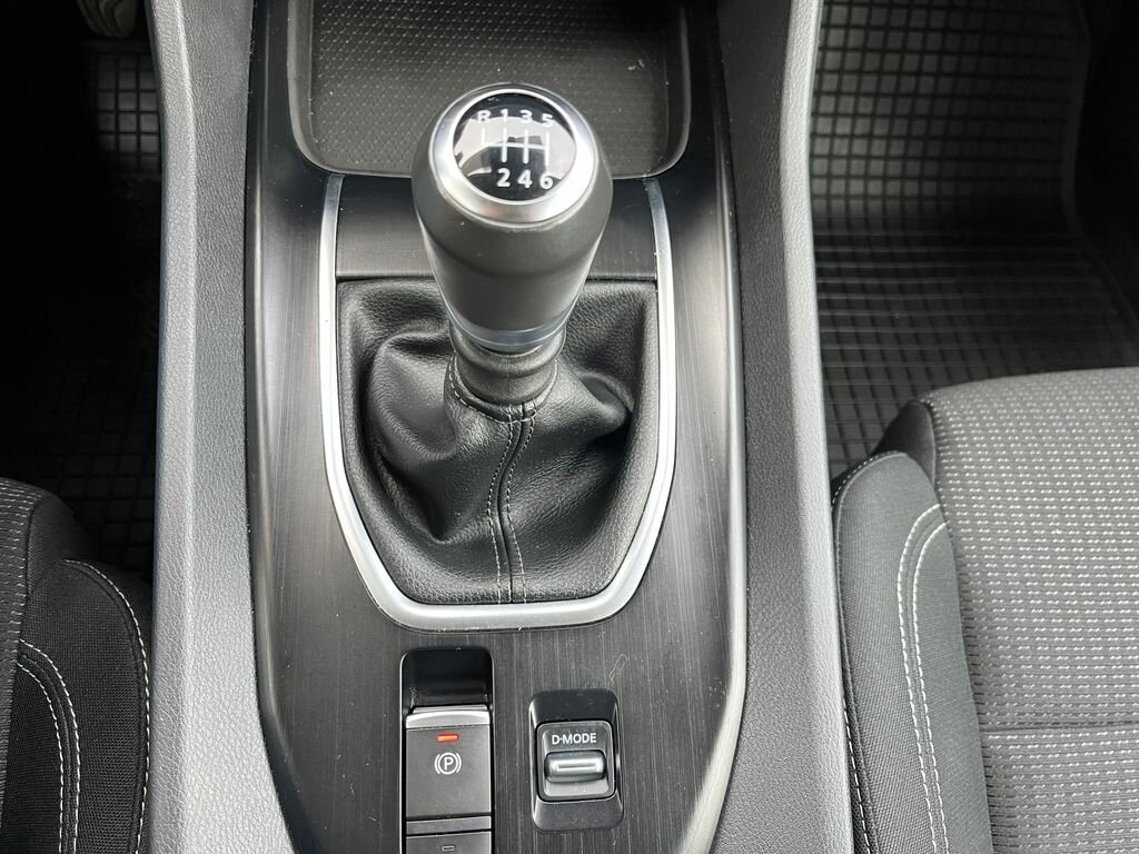 Nissan Qashqai SUV 1,3 l 116 kw