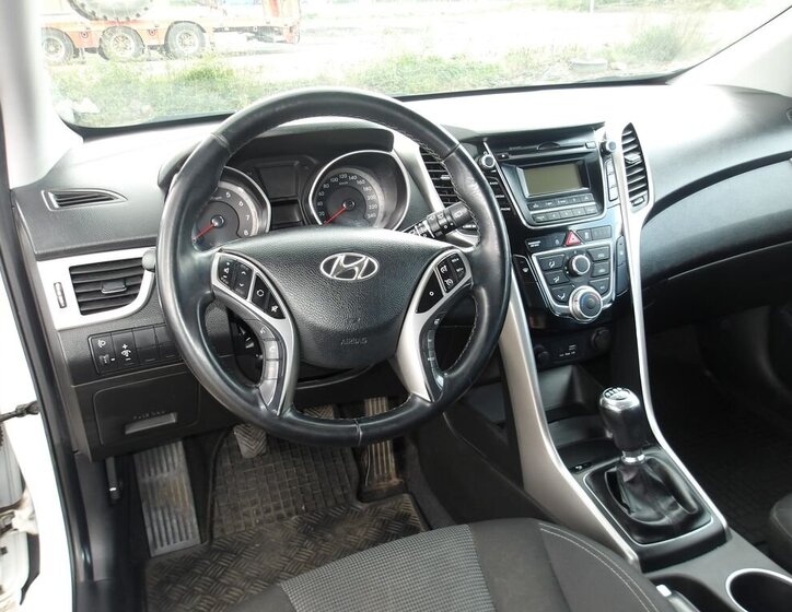 Hyundai i30 Kombi 1,6 l 88 kw