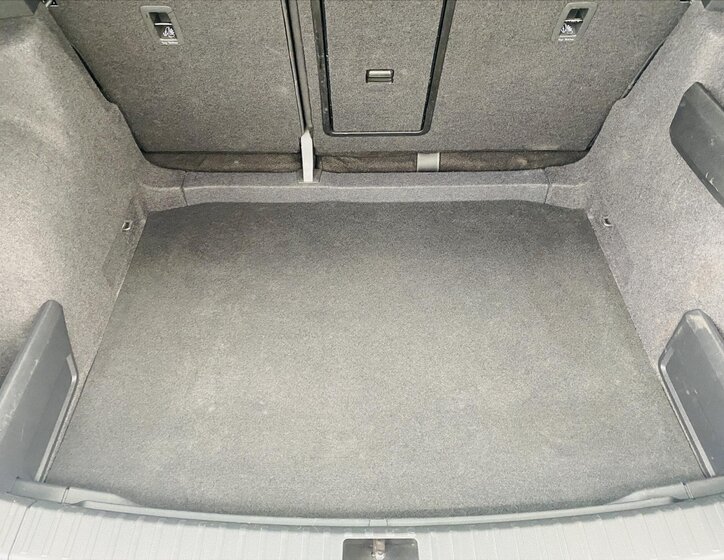 Škoda Karoq SUV / Terénní 1,5 l 110 kw