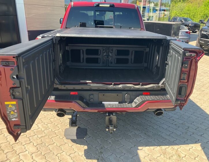 Dodge RAM Pick-up 3,0 l 403 kw