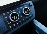 Land Rover Defender SUV / Terénní 3,0 l 183 kw