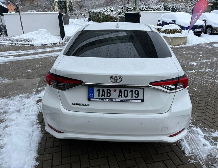 Toyota Corolla Sedan 1,5 l 92 kw