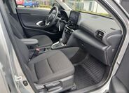 Toyota Yaris Cross 15