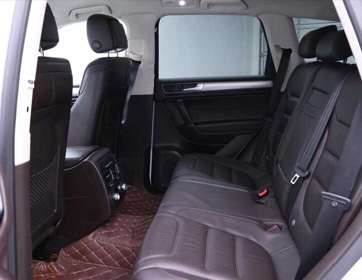 Volkswagen Touareg SUV 3,0 l 193 kw