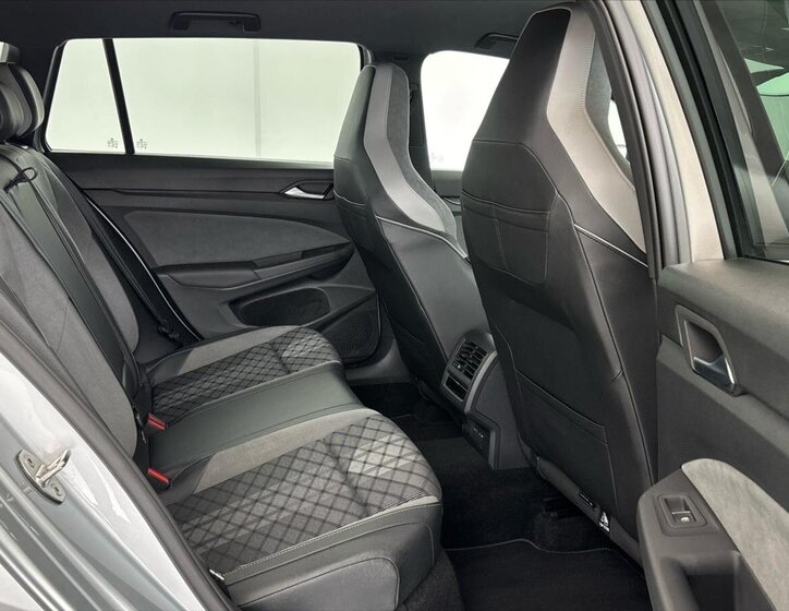 Volkswagen Golf Kombi 1,5 l 110 kw