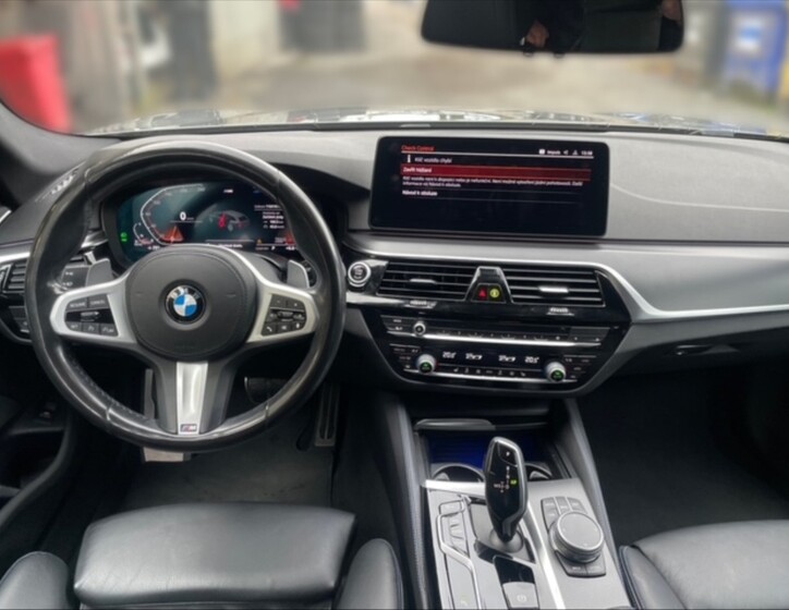 BMW Řada 5 9