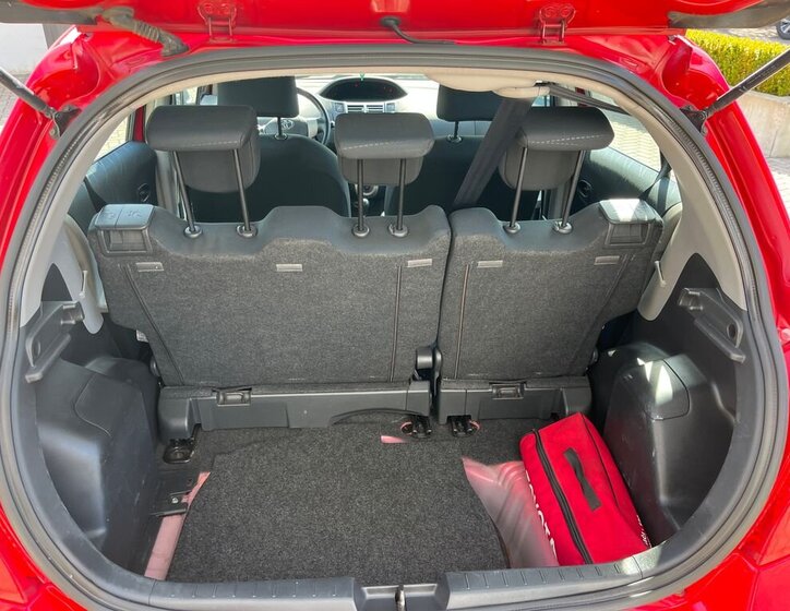 Toyota Yaris Hatchback 1,3 l 64 kw