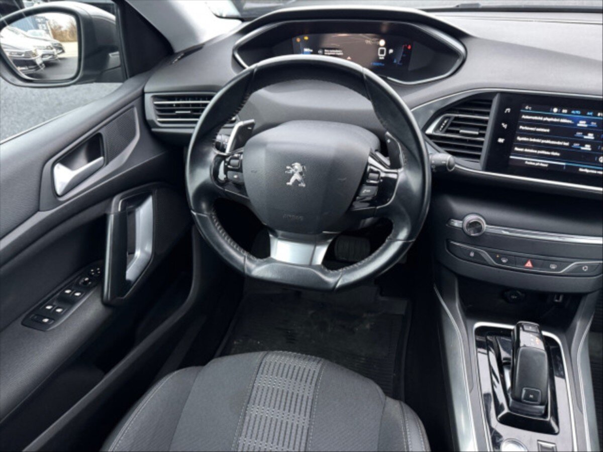 Peugeot 308 Kombi 1,5 l 96 kw