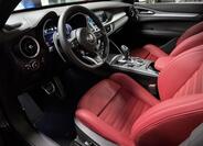 Alfa Romeo Stelvio 6