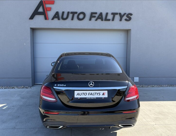 Mercedes-Benz Třídy E Sedan / Limuzína 3,0 l 190 kw