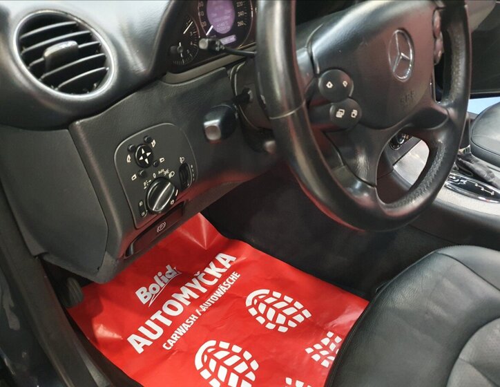 Mercedes-Benz CLK 22