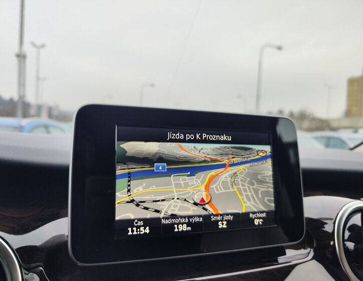 Mercedes-Benz Třídy V 17