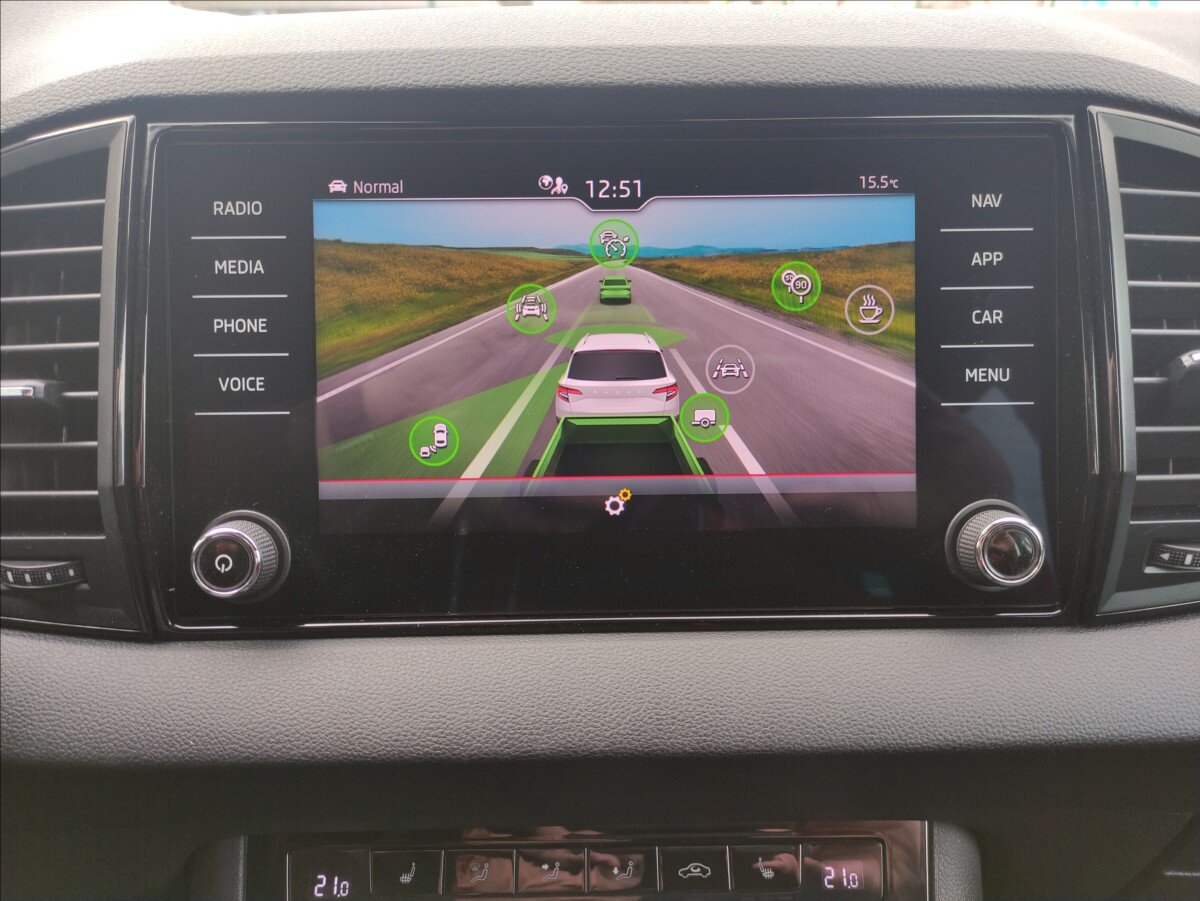 Škoda Karoq SUV / Terénní 1,5 l 110 kw