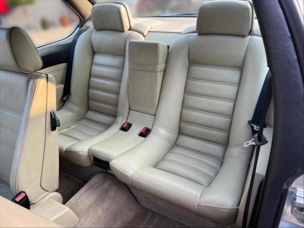 BMW M6 Kupé 3,5 l 210 kw