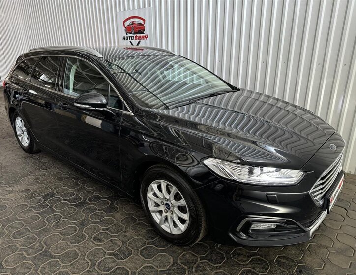 Ford Mondeo Kombi 1,5 l 121 kw
